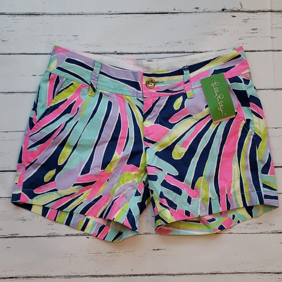 Lilly Pulitzer Callahan Shorts - Picture 1 of 8